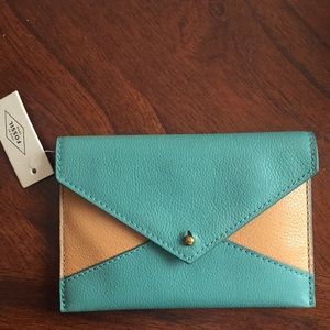 Fossil wallet new
